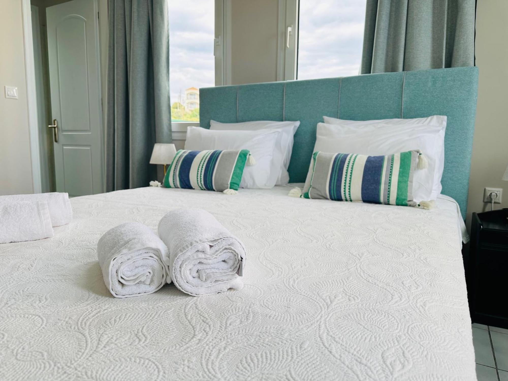 Sea Breeze Apartments Chios Monolia المظهر الخارجي الصورة